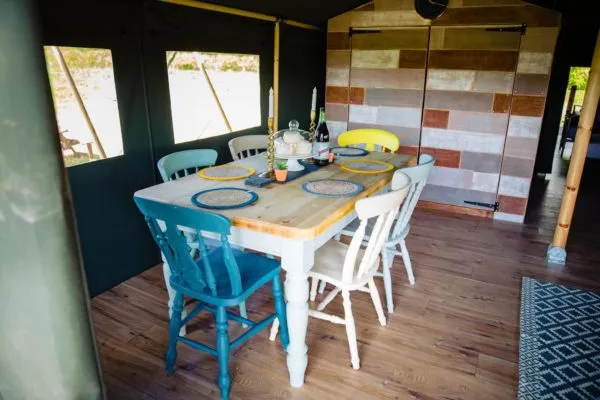 Damview_-_Gartmorn_-_Safari_Tents-75-min