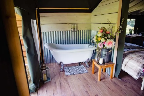 Damview_-_Gartmorn_-_Safari_Tents-148-min