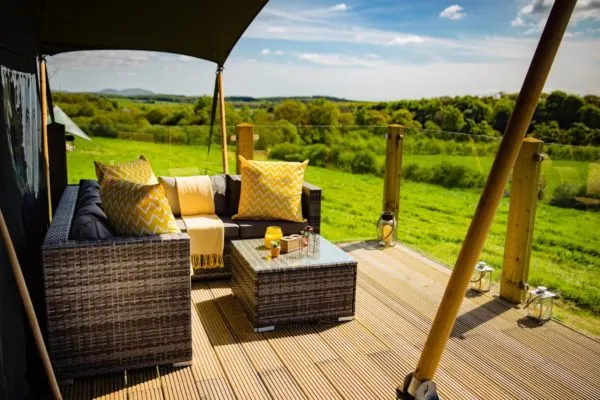 Damview_-_Gartmorn_-_Safari_Tents-12-min